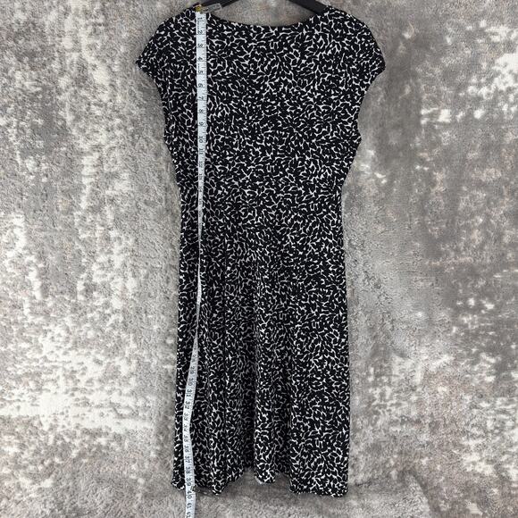 Jones New York Petites Size 8P Abstract Fit Flared Midi Dress Black White Cap - Picture 3 of 8